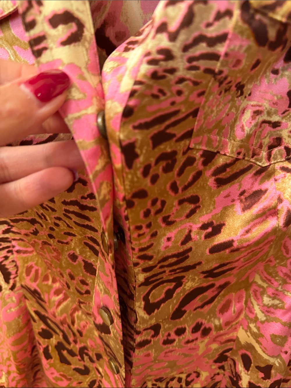 Cache silk Pink and Brown Animal Print Satin snap Button-Down Shirt - Picture 6 of 7